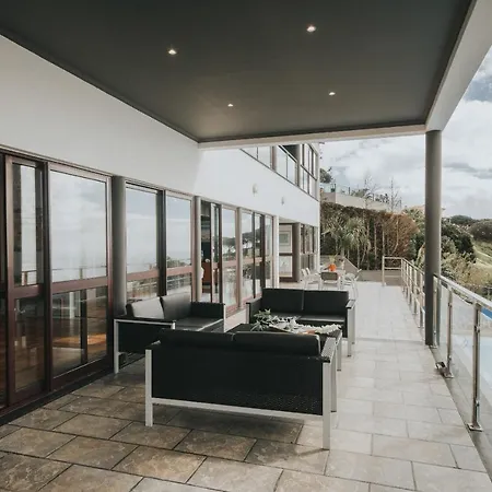 Ample Villa With Pool, Gym And Gorgeous Ocean View Villa